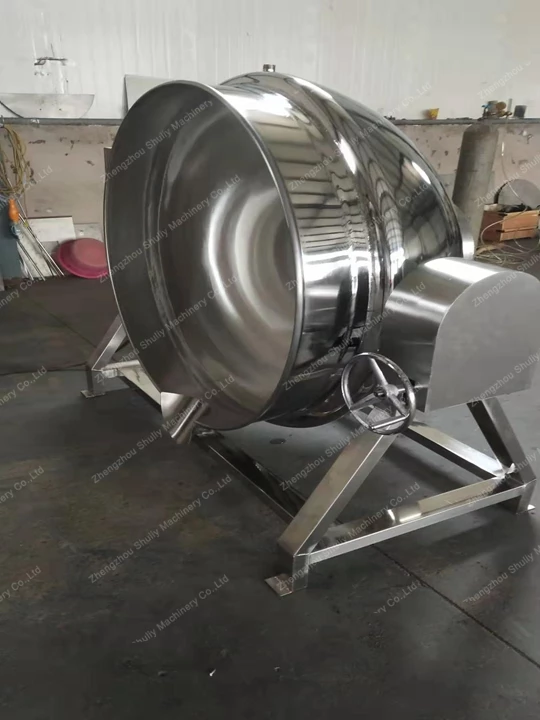 tiltable discharge of jacketed pot