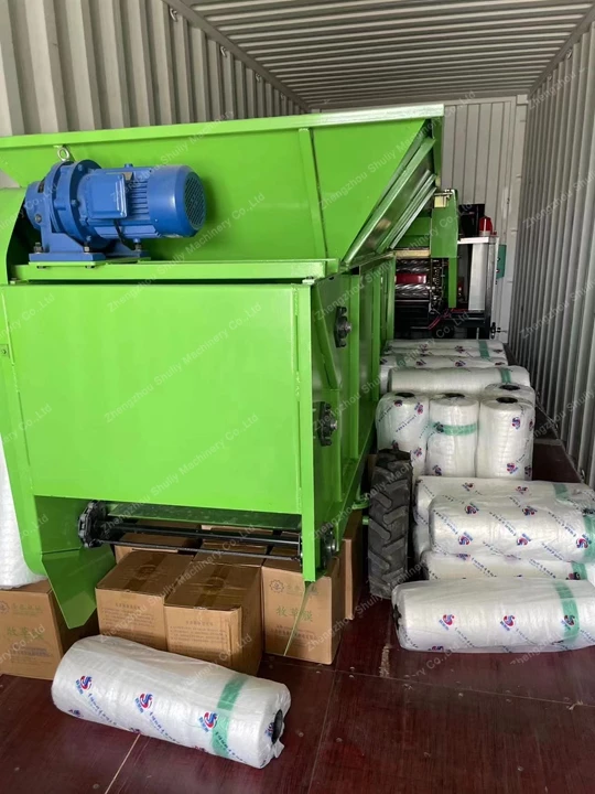 baling films and nets loading before delivery