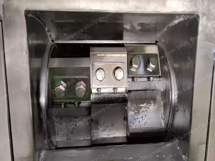 high quality cutters of bone crusher machine